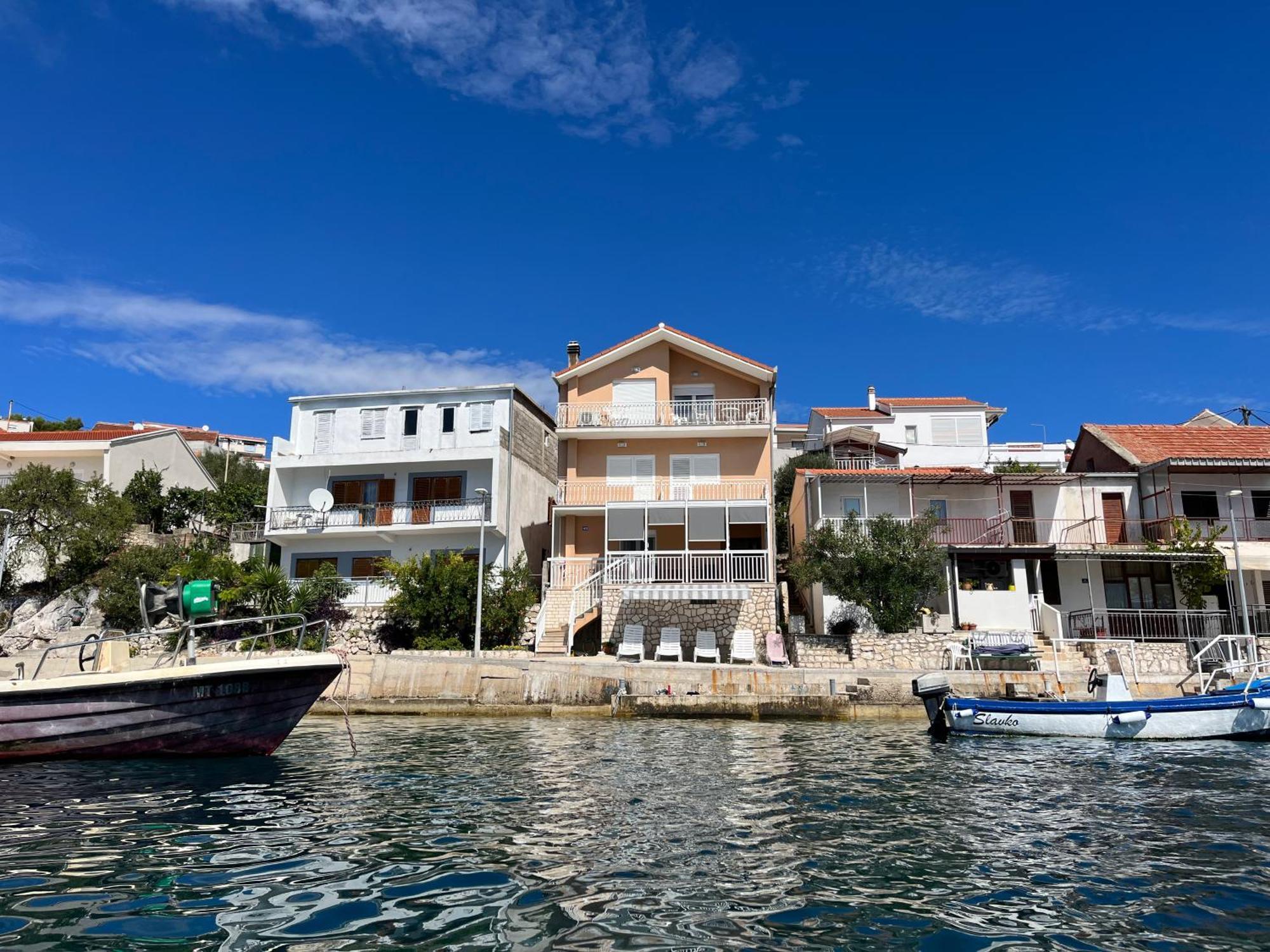 Apartment Mustapic - Perfect View, First Row, Possibility Of Fishing *